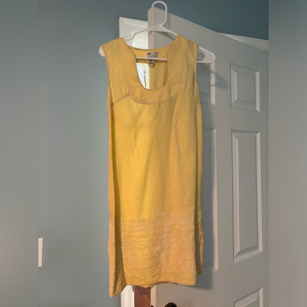 Max Studio Specialty Products Dress - Picture 2 of 2